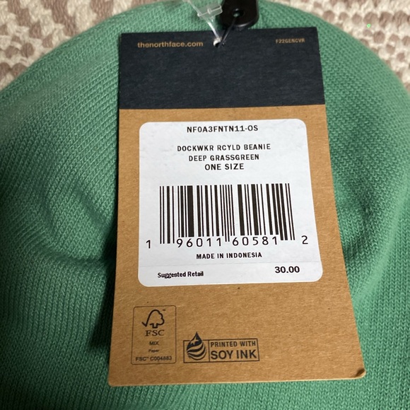 New the north face dock worker recycled beanie hat - Picture 9 of 9
